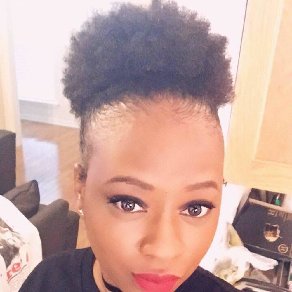 Meet your Posher, Courtney